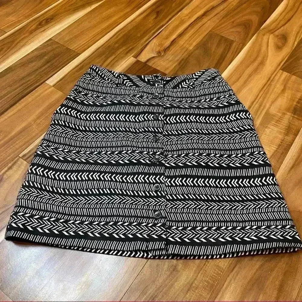 Maeve Tribal Print Black & White Skirt Size 8​​